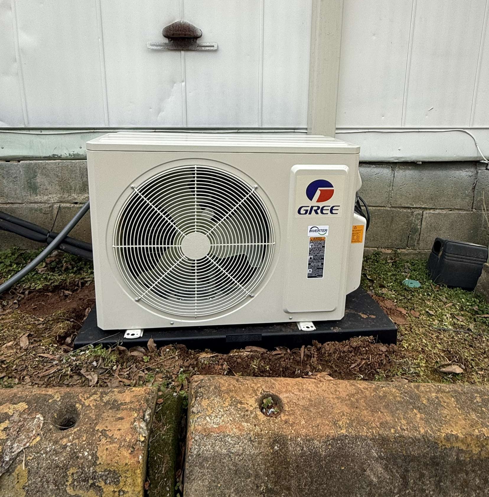 Residential air conditioning system installed by an HVAC professional